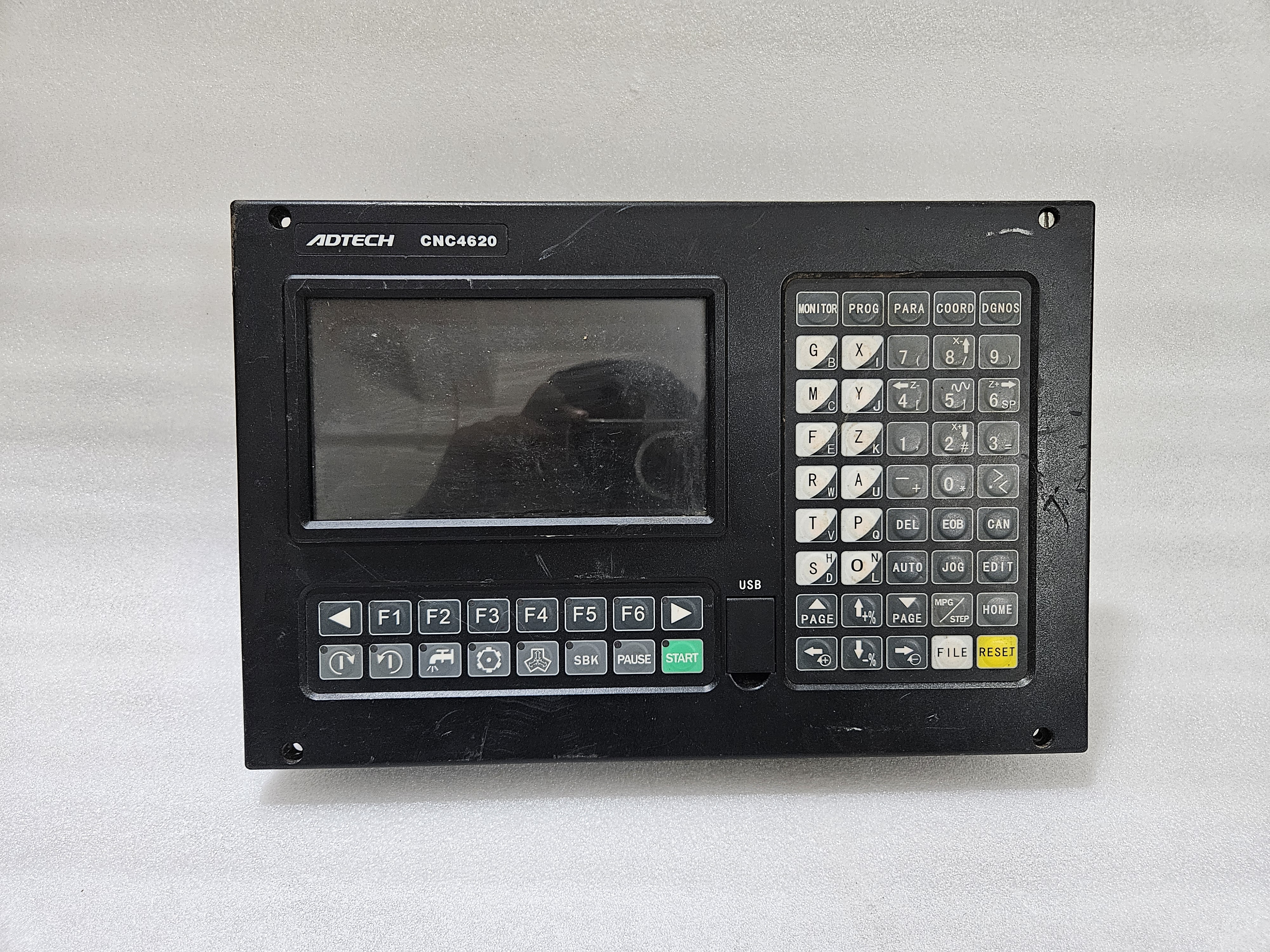 ADTECH CNC4620 CNC Controller Screen