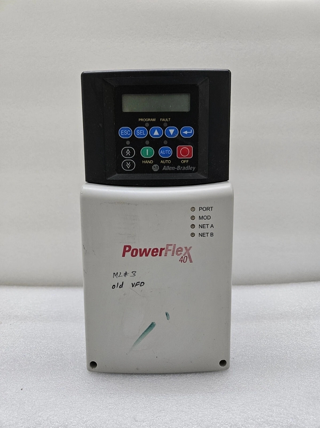 ALLEN BRADLEY 22C-D022N103 AC DRIVE