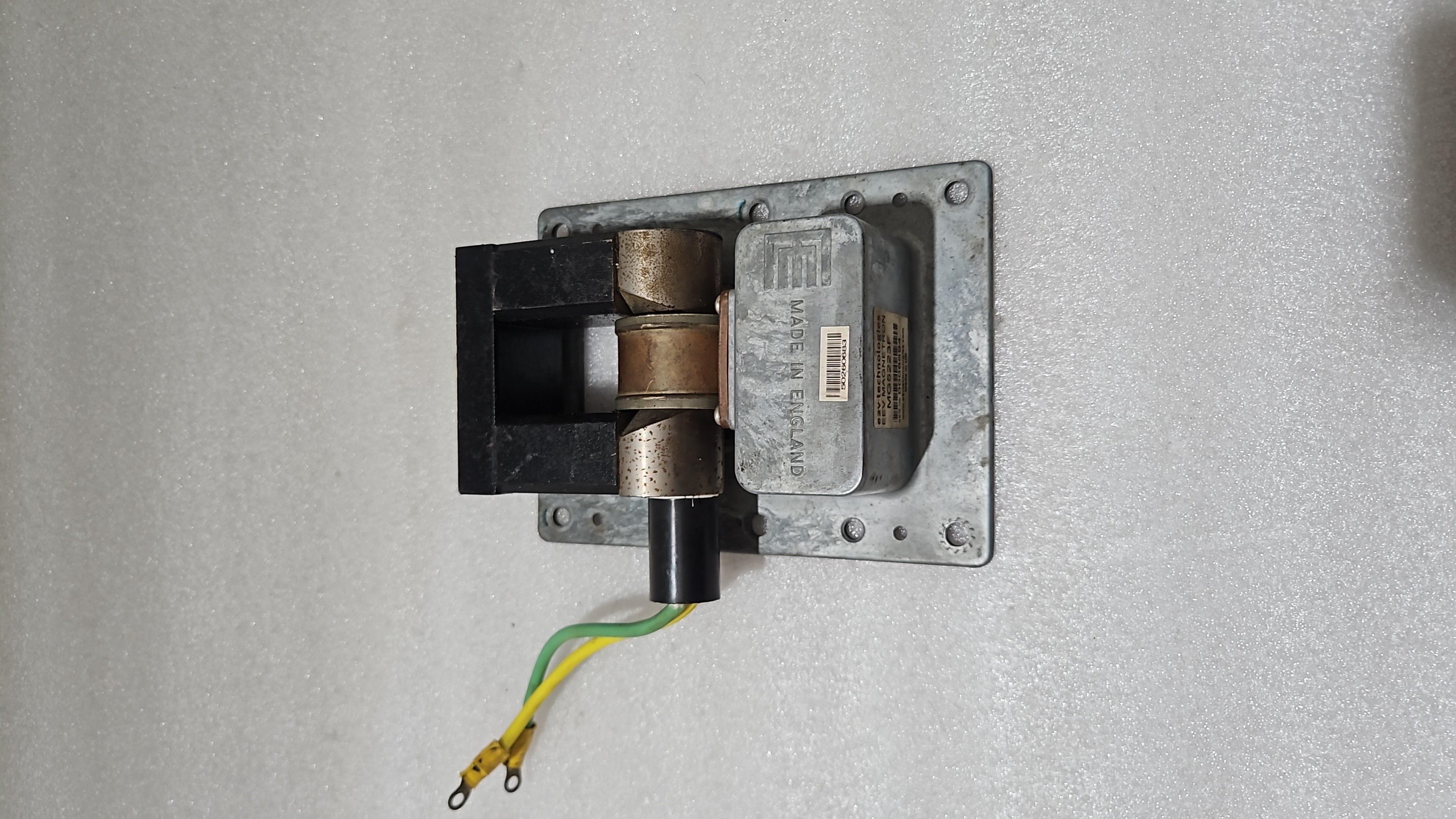e2v technologies EEV MAGNETRON MG5223F