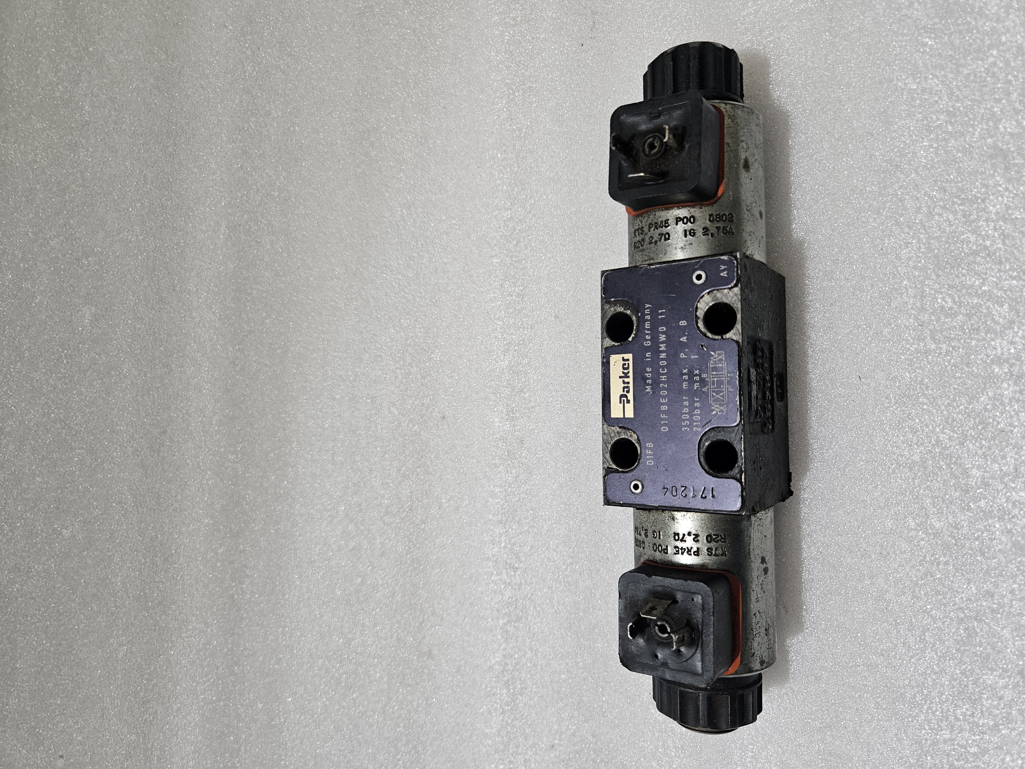PARKER DIFBE02HC0NMW011 PROPORTIONAL CONTROL VALVE